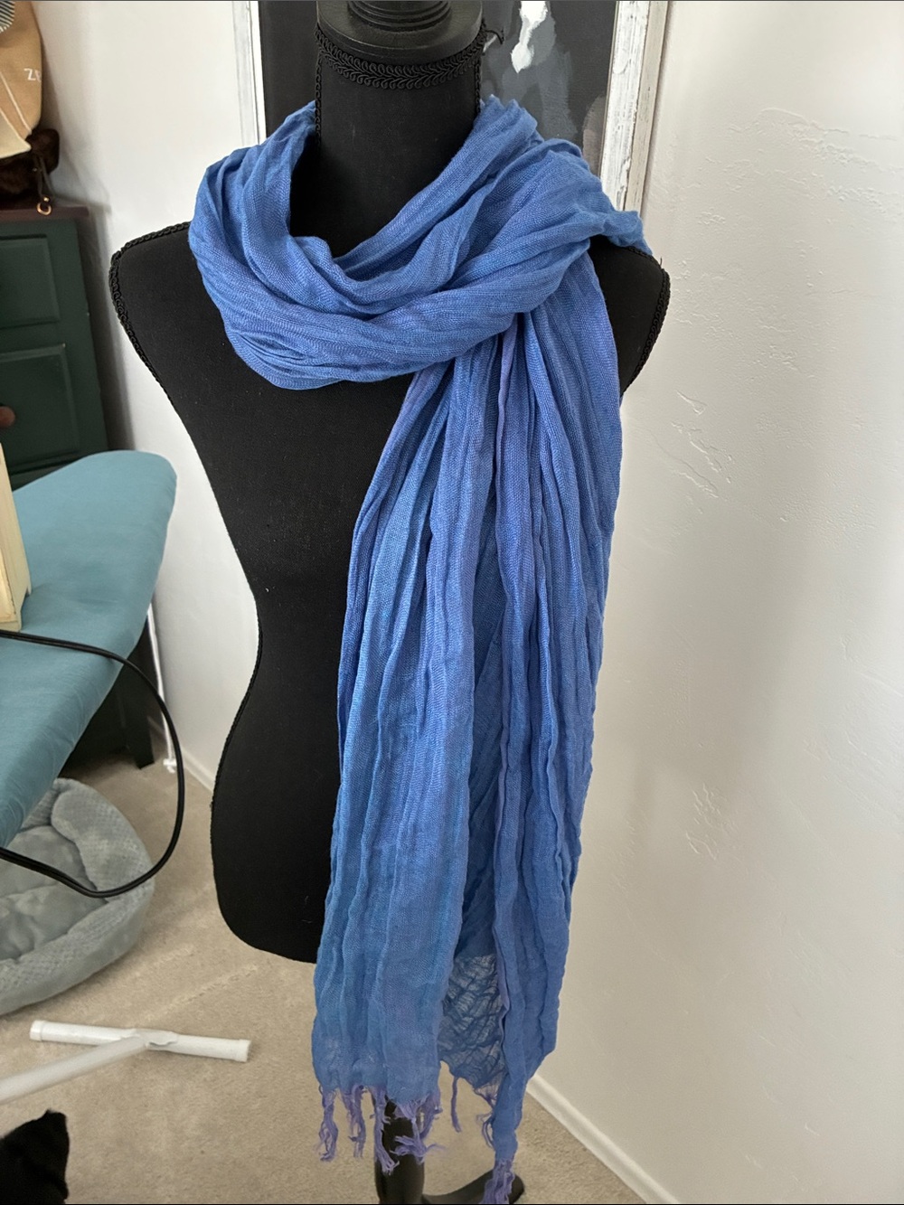 Lightweight Blue Women's Scarf - Versatile Fashion Accessory